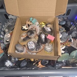 6+ Lbs Of Resin & Polymer Clay Pieces For Crafts & Jewelry Making Purposes Cameo